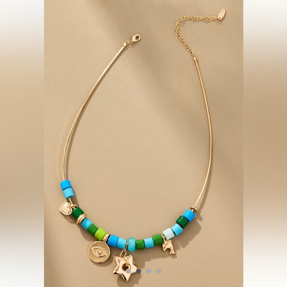 💙🌴🦋🍋‍🟩FUN and Colorful Anthropologie Beaded Charm Necklace, Choker - Blue